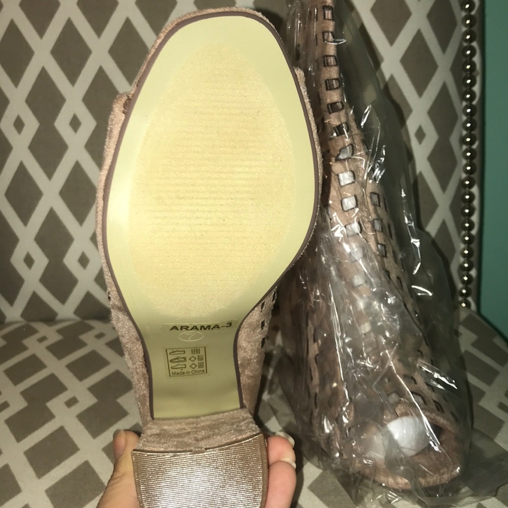 Booties - Picture 5 of 5